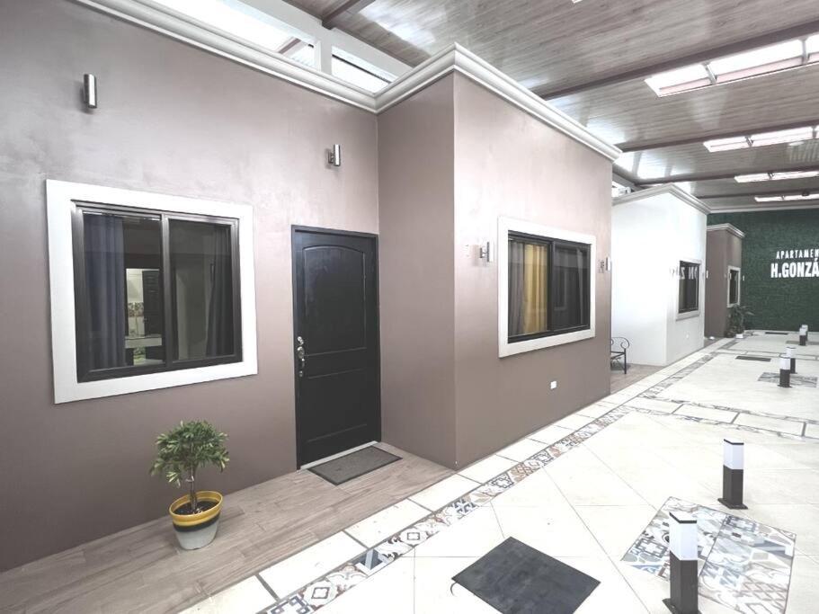 Apartamentos H Gonzalez #7 U #8 Alajuela Esterno foto